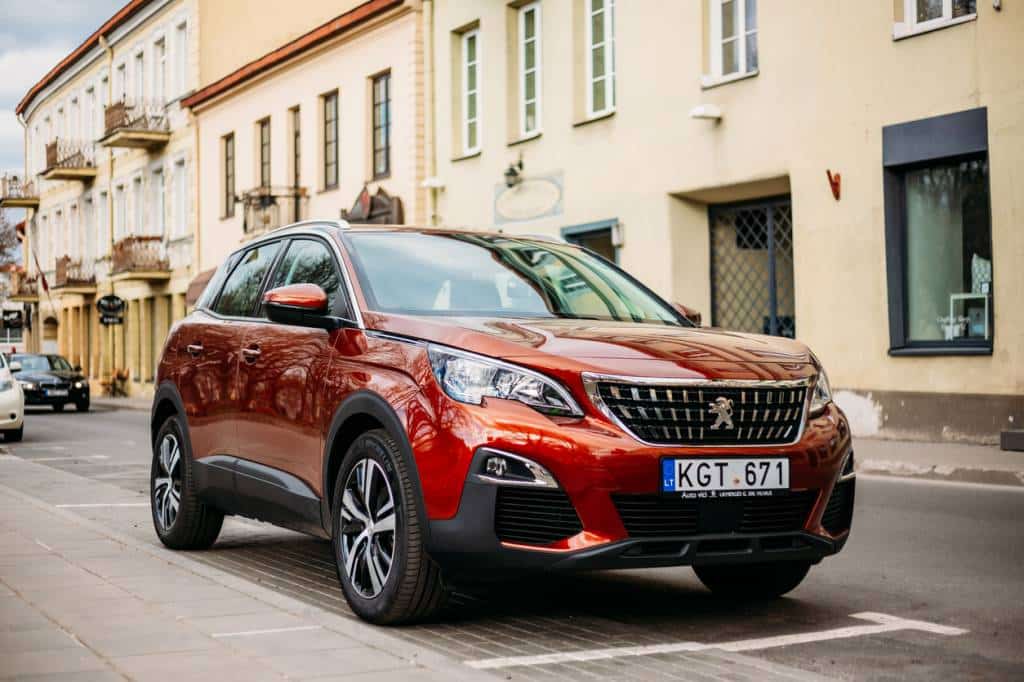 achat voiture d'occasion Peugeot concessionnaire véhicules automobiles auto vendeur garanties distributeur contrat