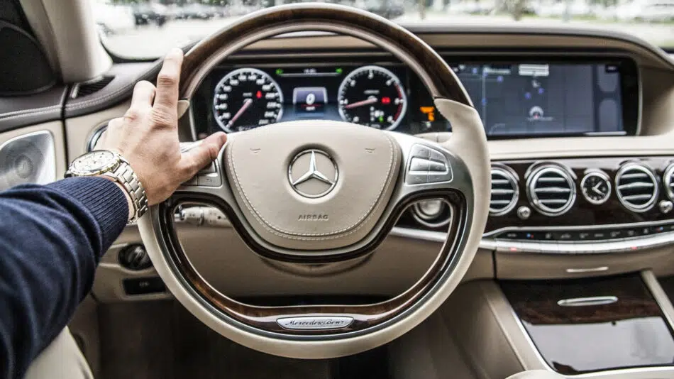 Acheter une Mercedes neuve en stock pour gagner du temps