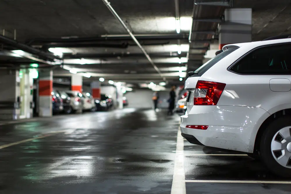 aménager un parking en respectant les normes réglementaires