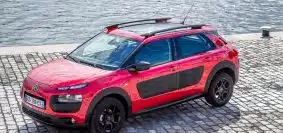 Pourquoi privilégier un concessionnaire plutôt qu'un particulier pour acheter une voiture d'occasion ?