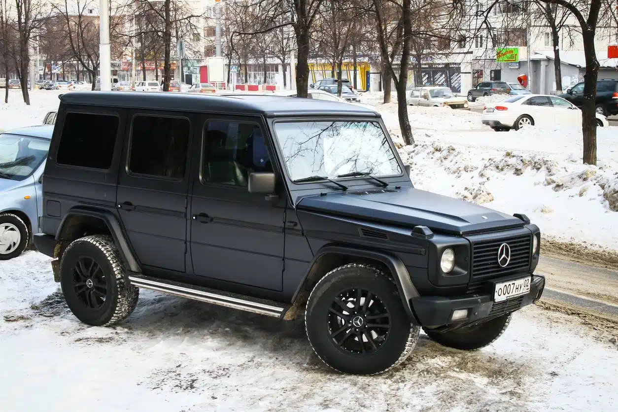 Mercedes des voitures pour la neige